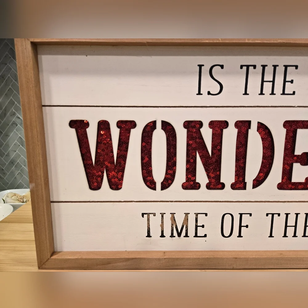n/a festive wooden